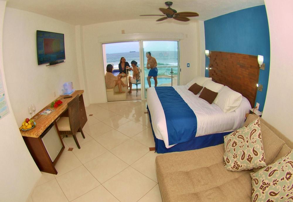 Mar Celeste Manzanillo Exterior photo